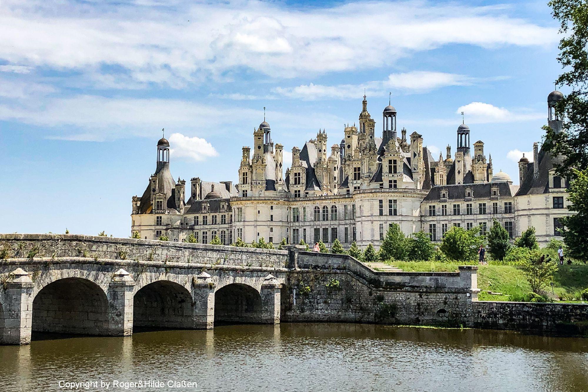 Hochzeitsreise nach Rügen 76 Schloss Chambord - Schlossbrücke