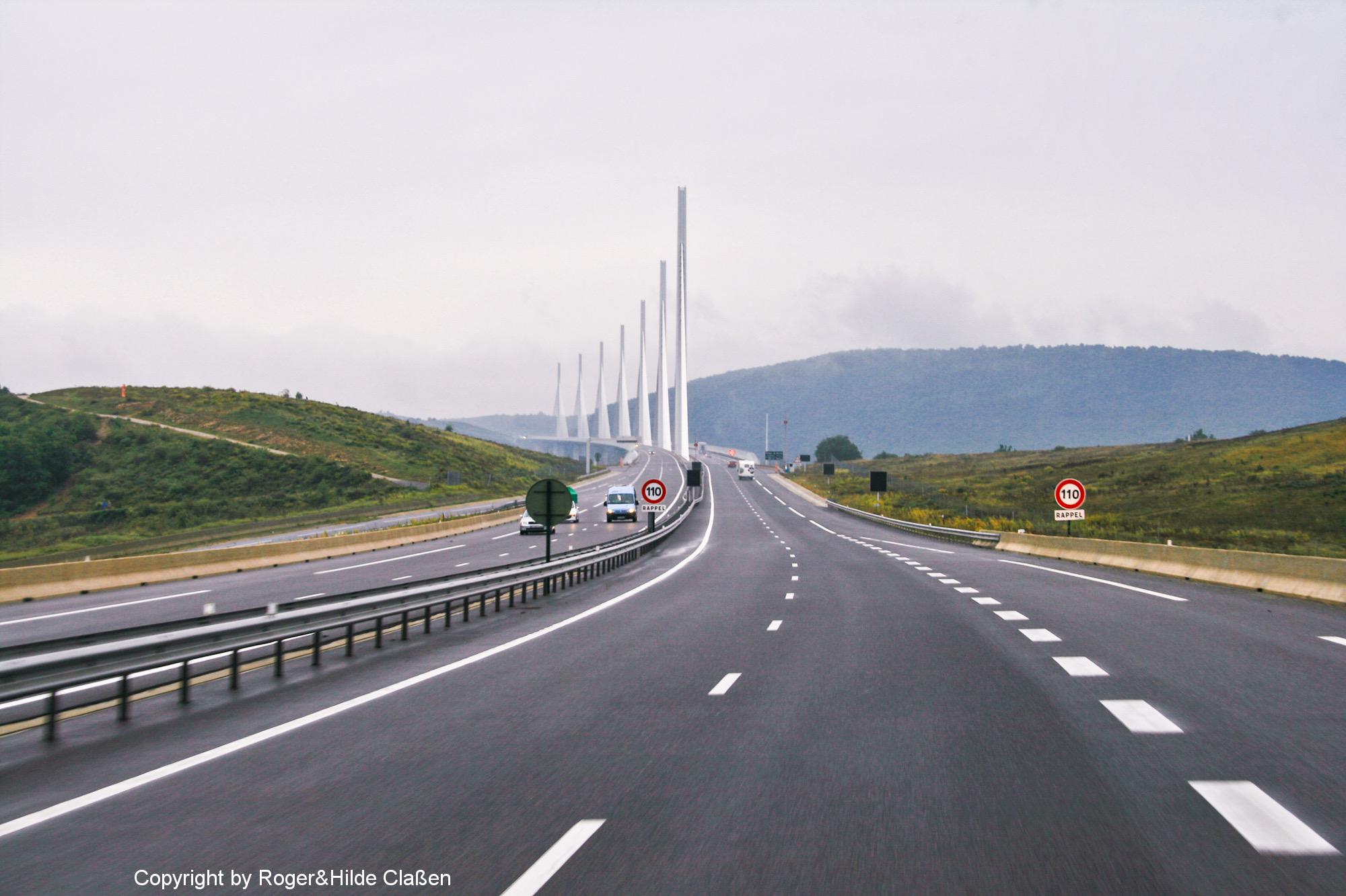 A75 Frankreich-Zentralemassiv / Brücke von Millau