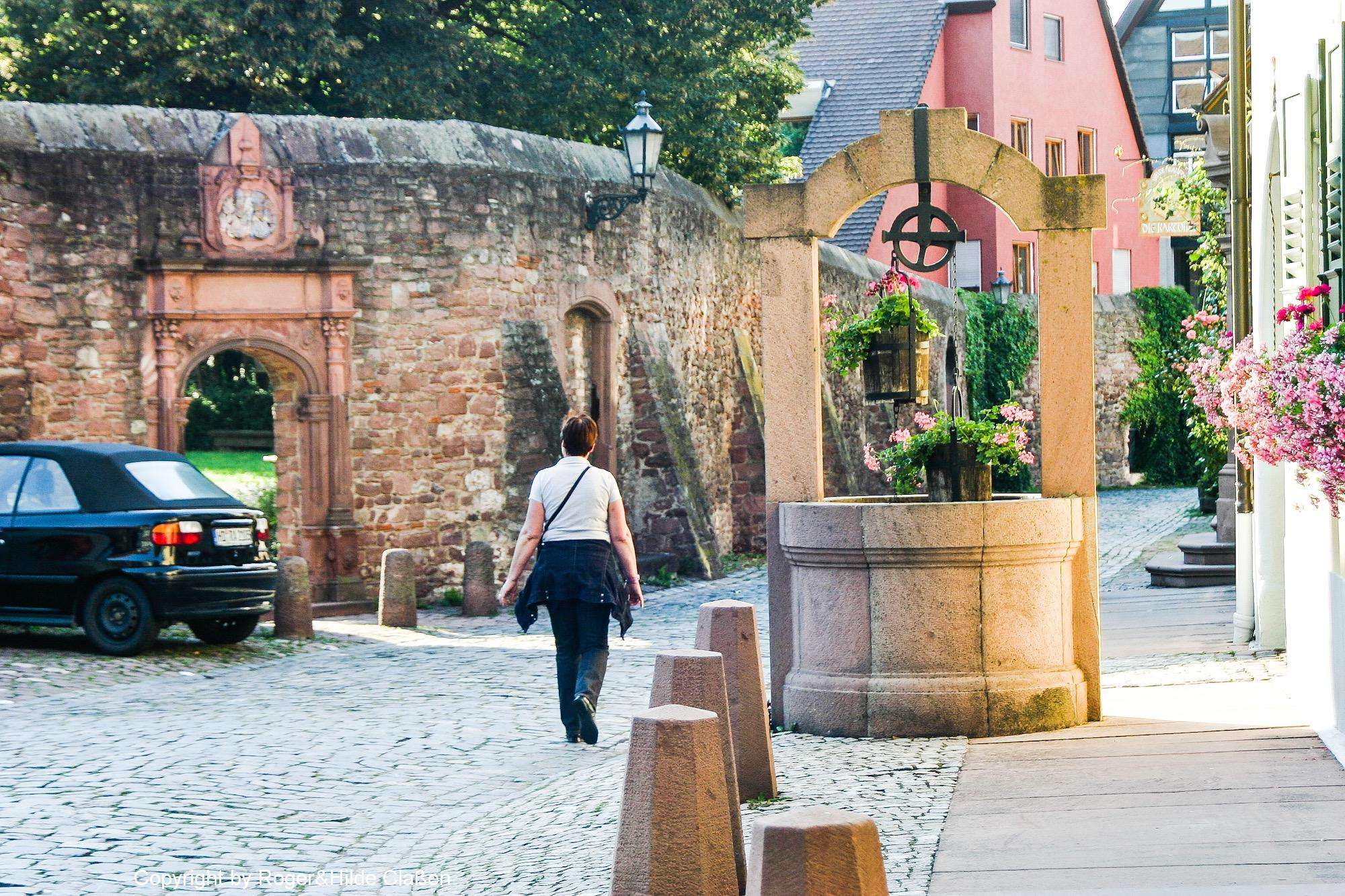 2010. Wochenende in Ladenburg 13 Brunnen in der Altstadt von Ladenburg
