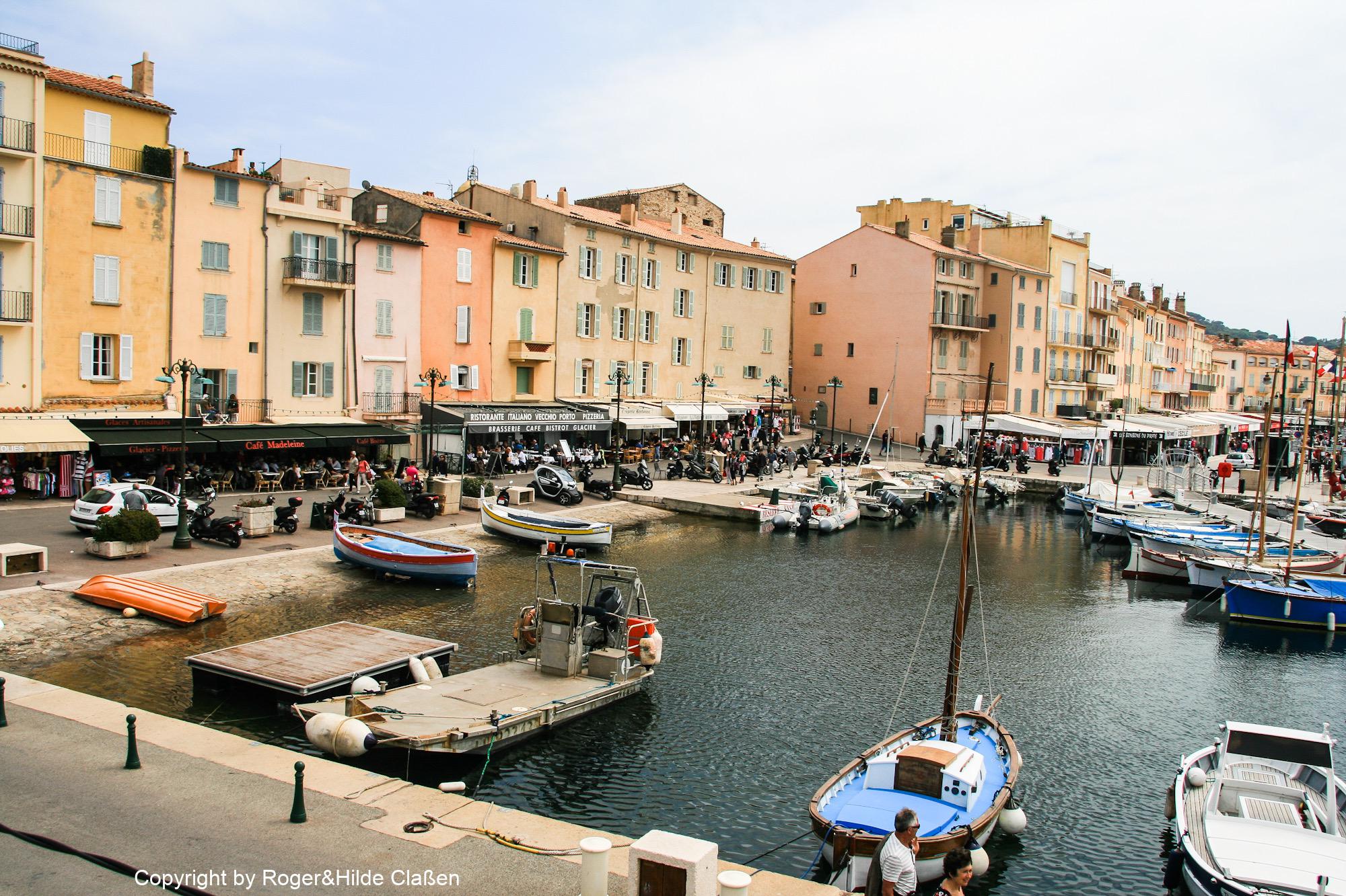 Grimaud, Saint-Tropez - Provence-Alpes-Côte d’Azur 31 Blick vom Portalet-Turm auf das Hafenbecken von Saint Tropez