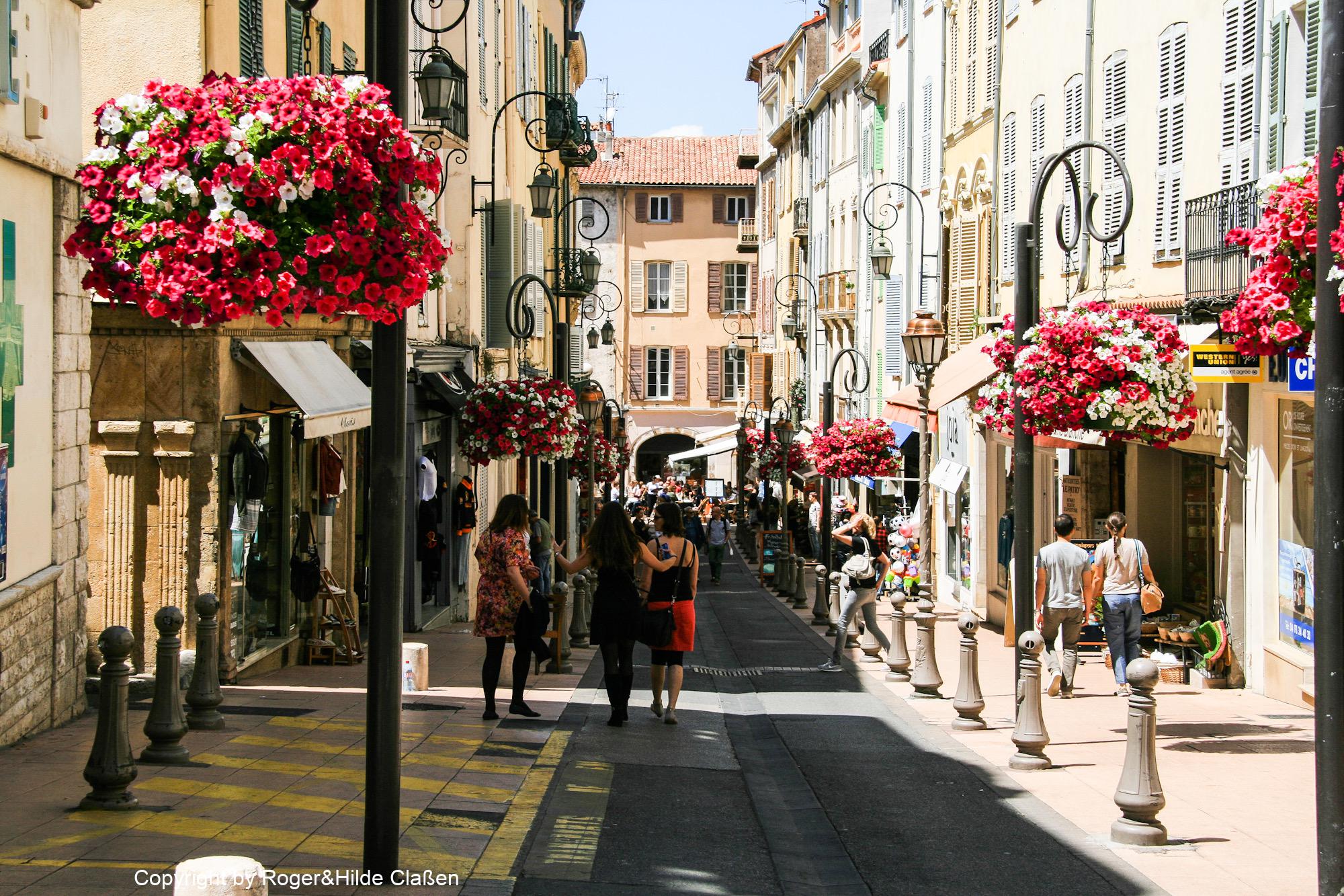 Motorradtour. Grasse, Nizza, Antibes 39 Die gemütliche Altstadt von Antibes