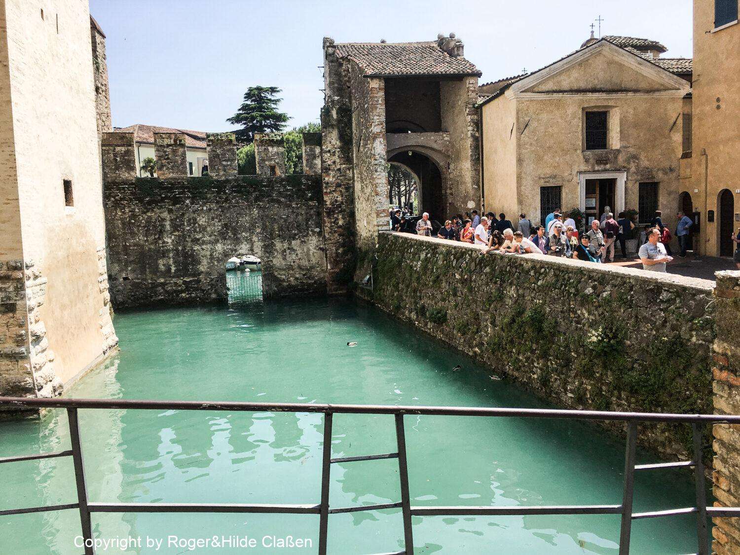 Lazise, Füssen, Buchholz 8 Burg Tor zur Burg Sirmione