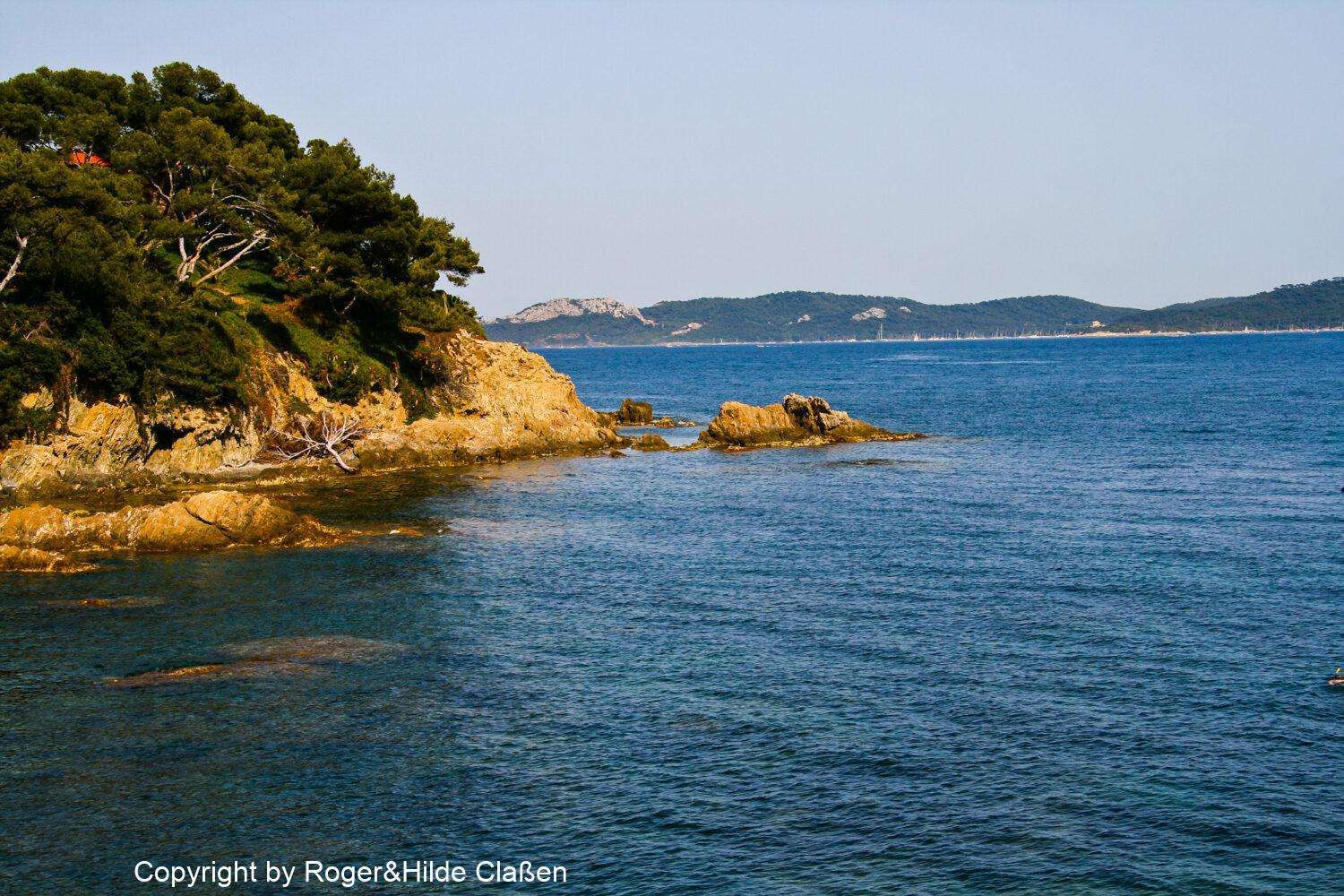 Aix-en-Provence und Hyeres 18 Eine der vielen kleinen Buchten an der Küste der Halbinsel Giens