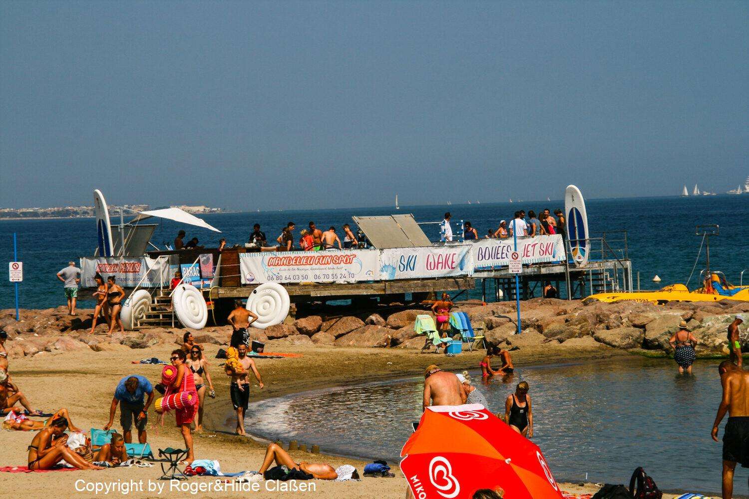 Saint-Tropez, Cannes und Genua 12 Badestrand in Mandelieu-la-Napoule in der Nähe von Cannes