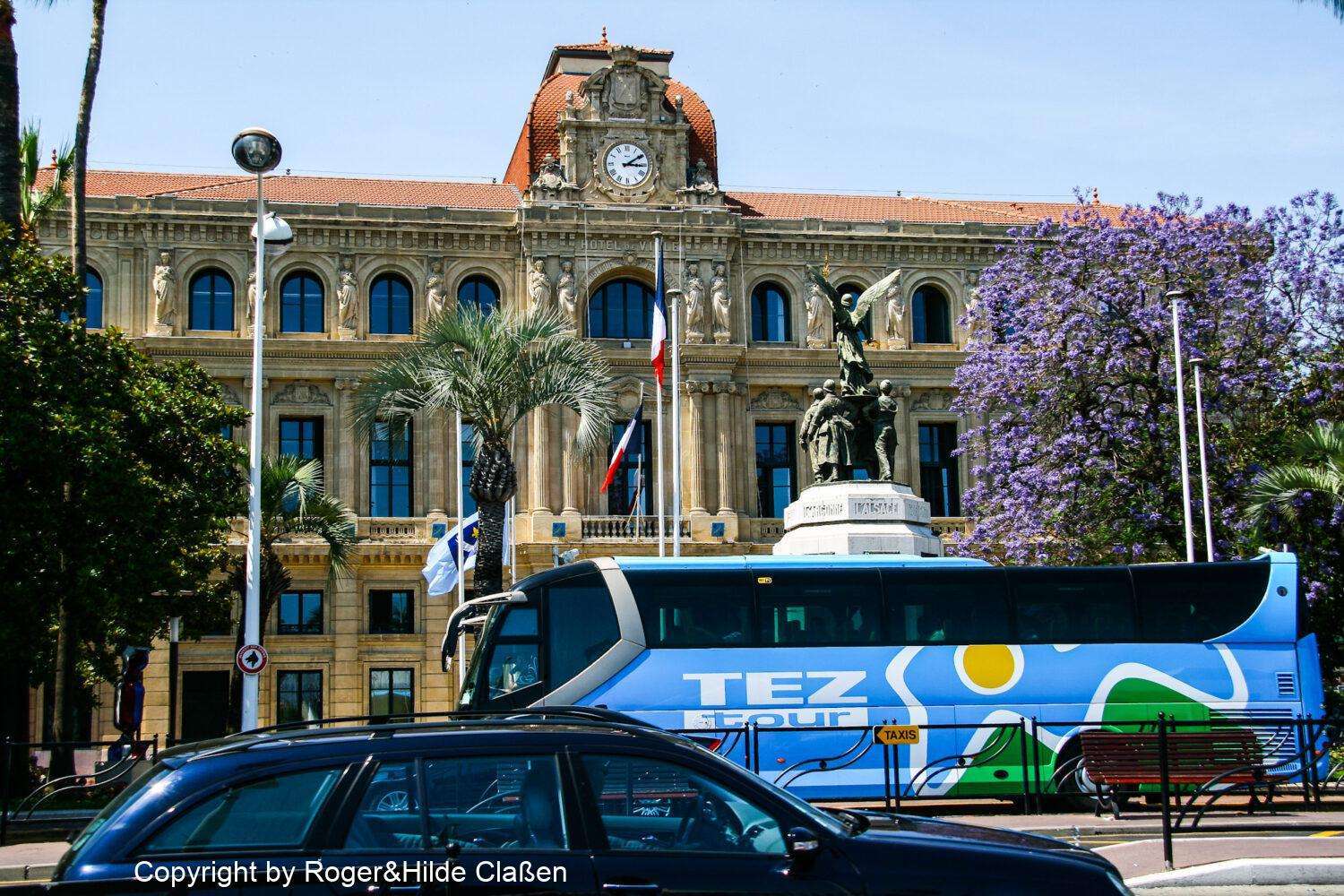 Saint-Tropez, Cannes und Genua 15 Das Rathaus von Cannes