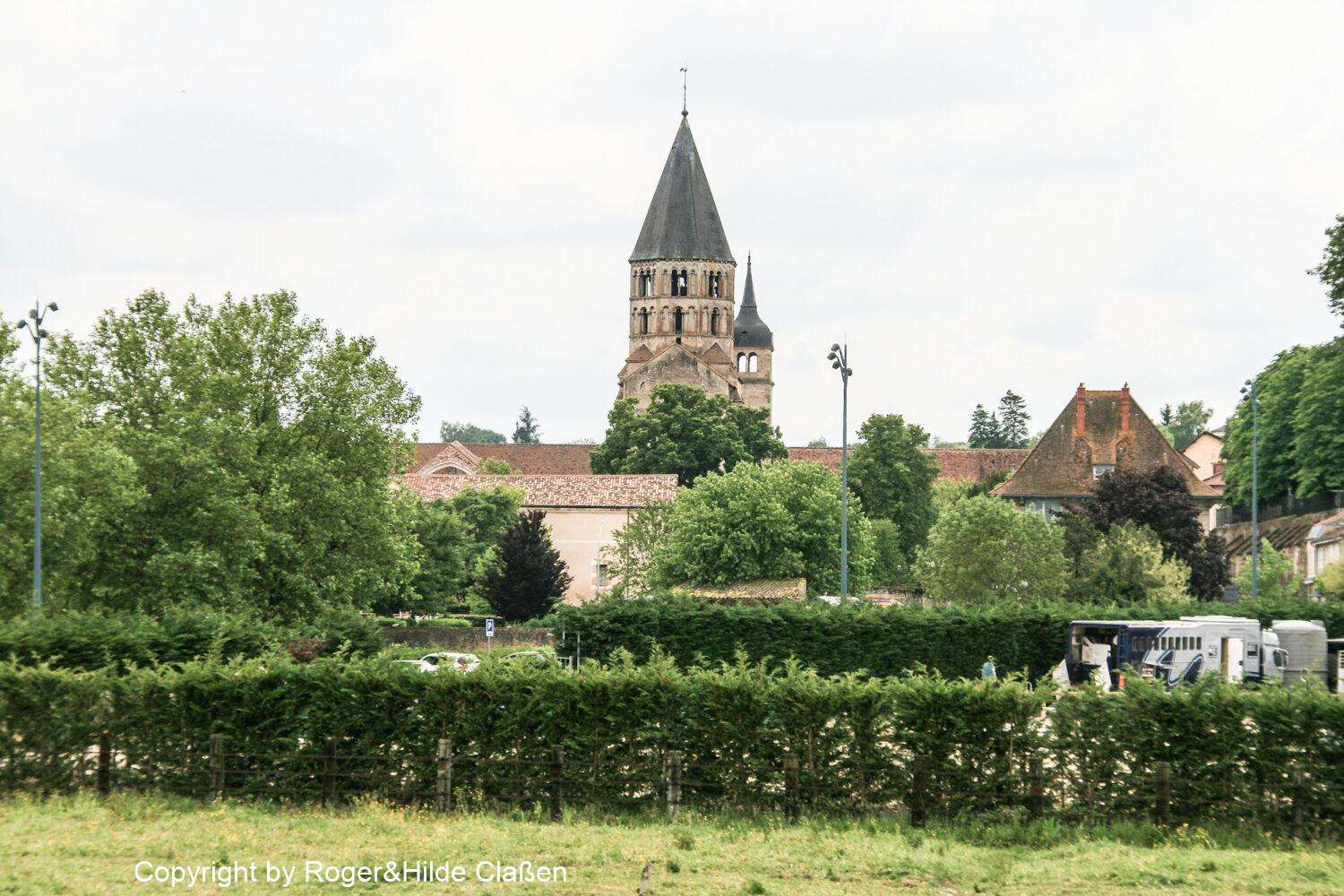 Über Pelussin nach Clansayes 4 Der Kirchturm der Abtei von Cluny in Burgund.
