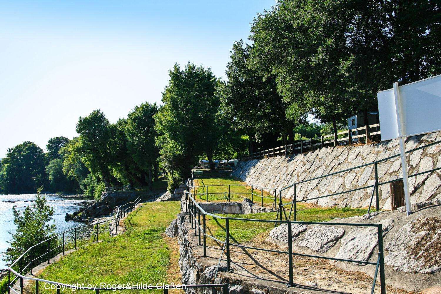 Reptilienfarm zum Vallon Pont d'Arc 9 Die Terrassen am Campingplatz „ Camping L-Ardéchois - Vallon-Pont-d-Arc“