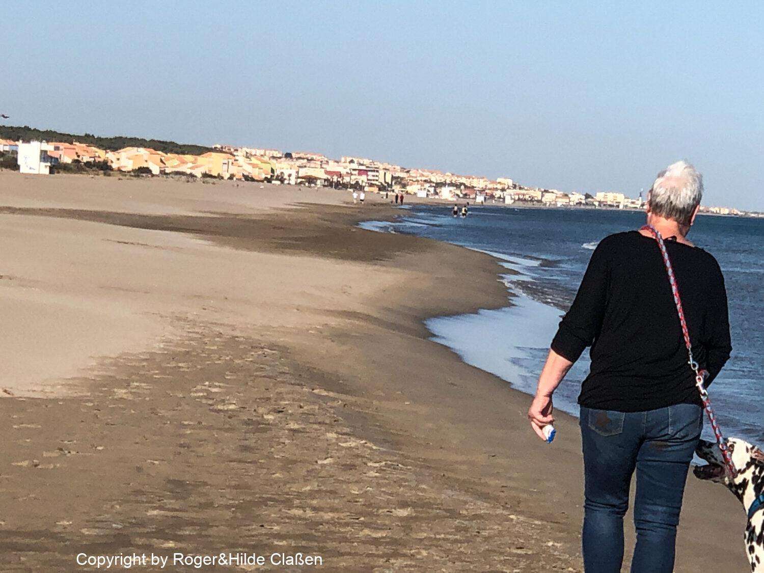 Spaziergang am Strand von Narbonne Plage
