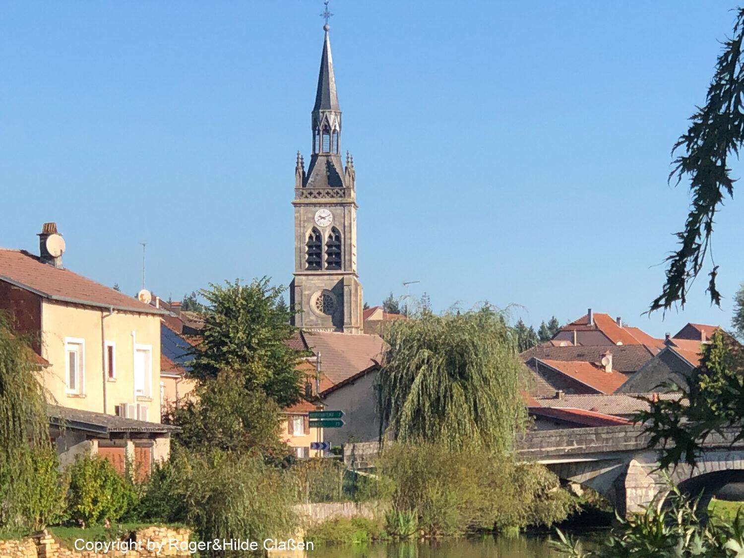 Die Kirche Saint-Martin in Bazoilles-sur-Meuse