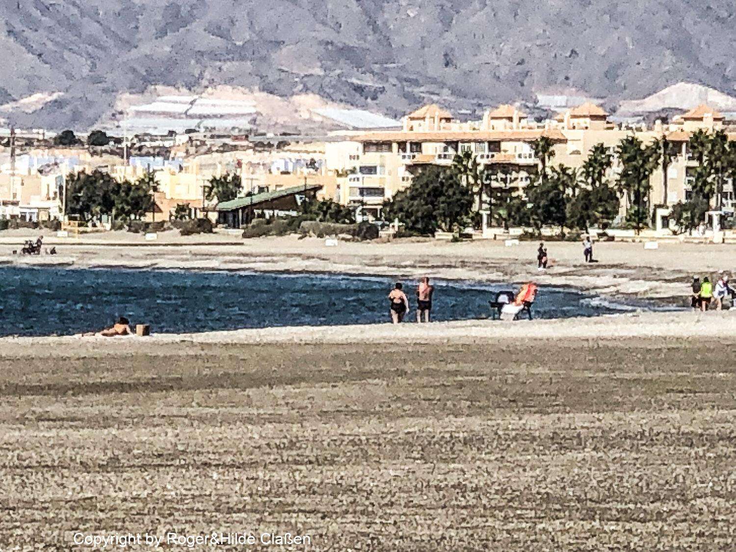 Eine schöne Zeit in El Ejido 18 Sonnenbaden am Strand von El Ejido
