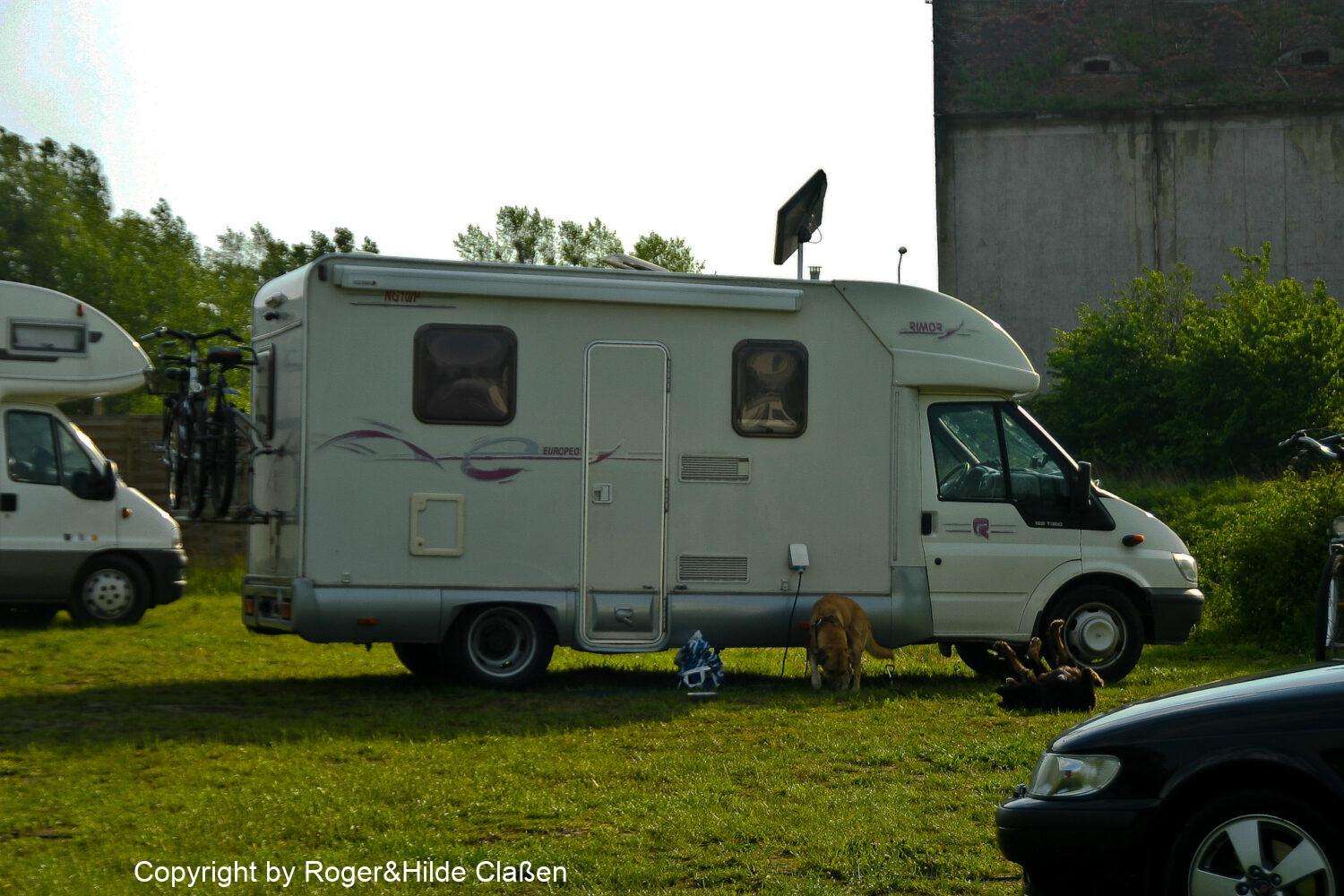 Hochzeitsreise nach Rügen 91 Wohnmobilstellplatz an der Elbe in Magdeburg
