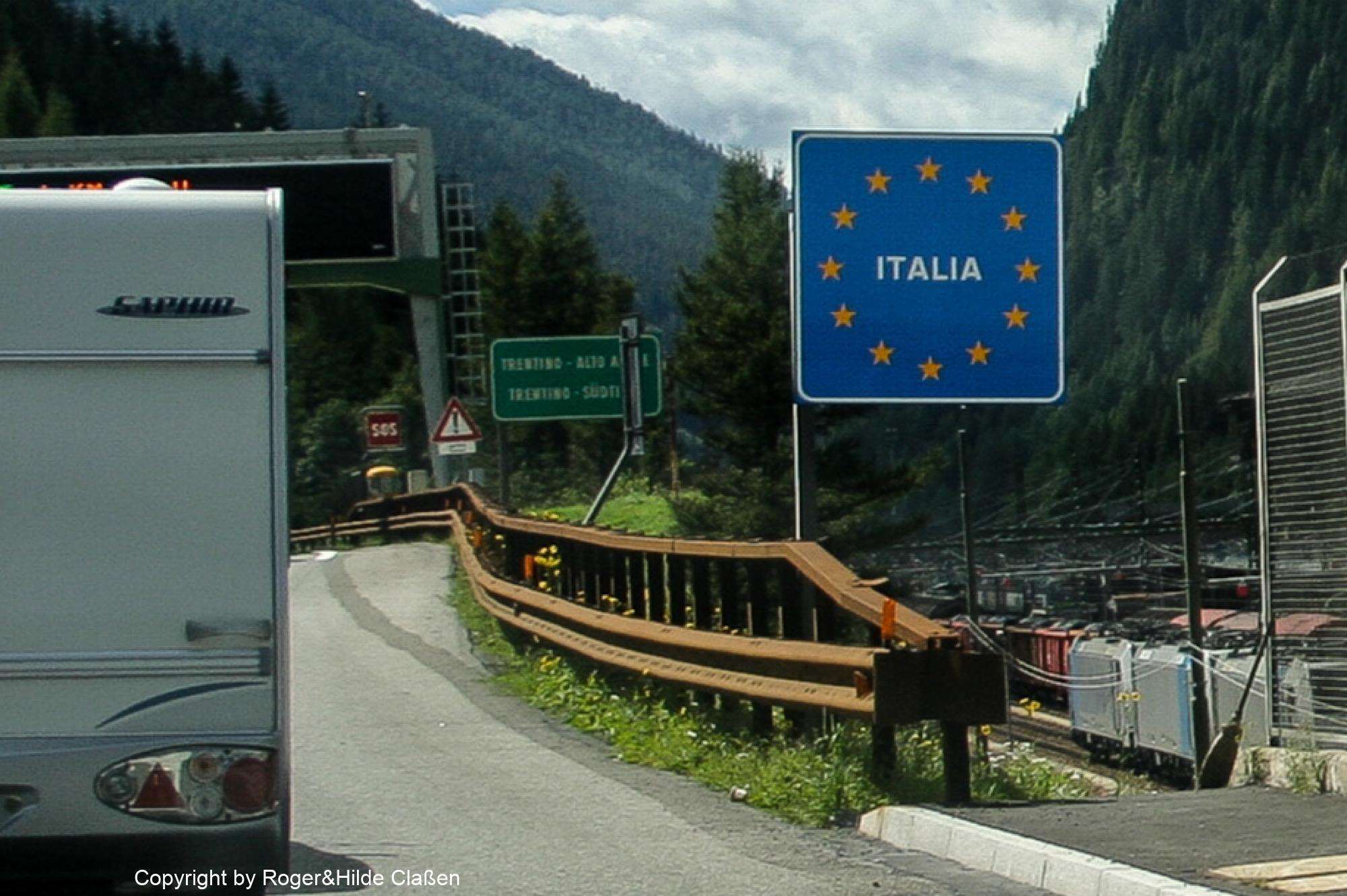 2010. Die Toskana 16 Brennerautobahn. Der Grenzübergang nach Italien