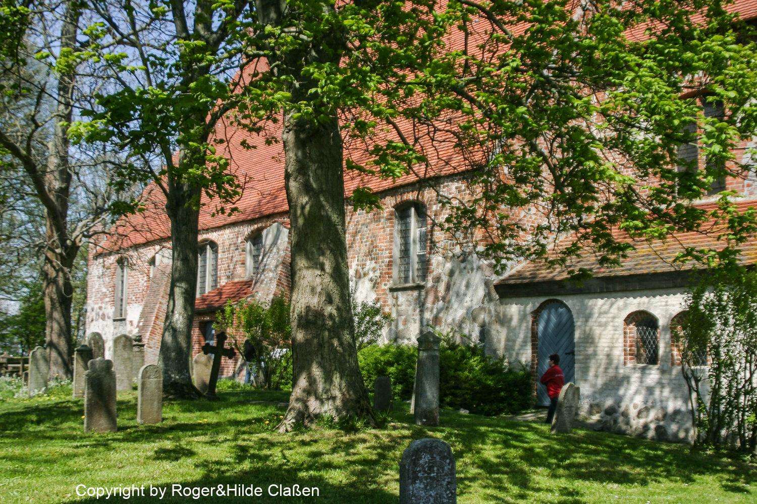 Hochzeitsreise nach Rügen 27 Pfarrkirche in Altenkirchen auf der Insel Rügen