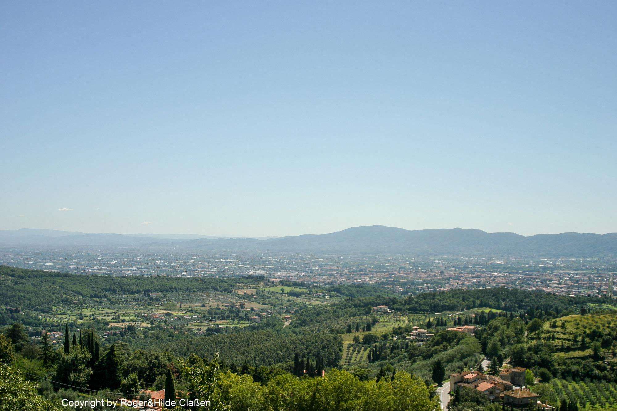2010. Die Toskana 38 Das Naturschutzgebiet um den Monte Ceceri (Höhe 414 m) ist ca 44 Hektar gross und befindet sich in der Region Florenz.