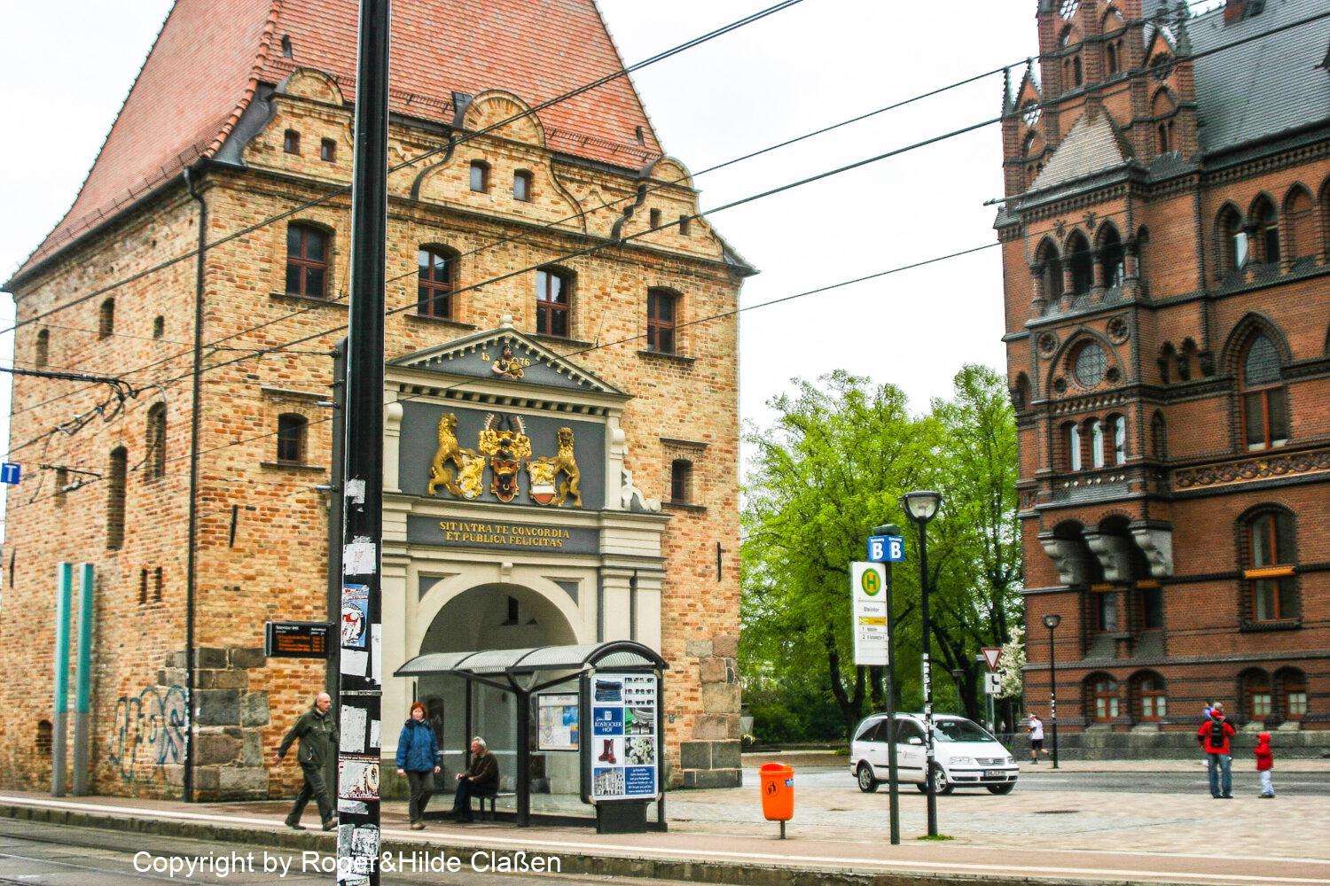 Das Steintor in Rostock wurde 1574 bis 1577 im Renaissance-Baustil gebaut