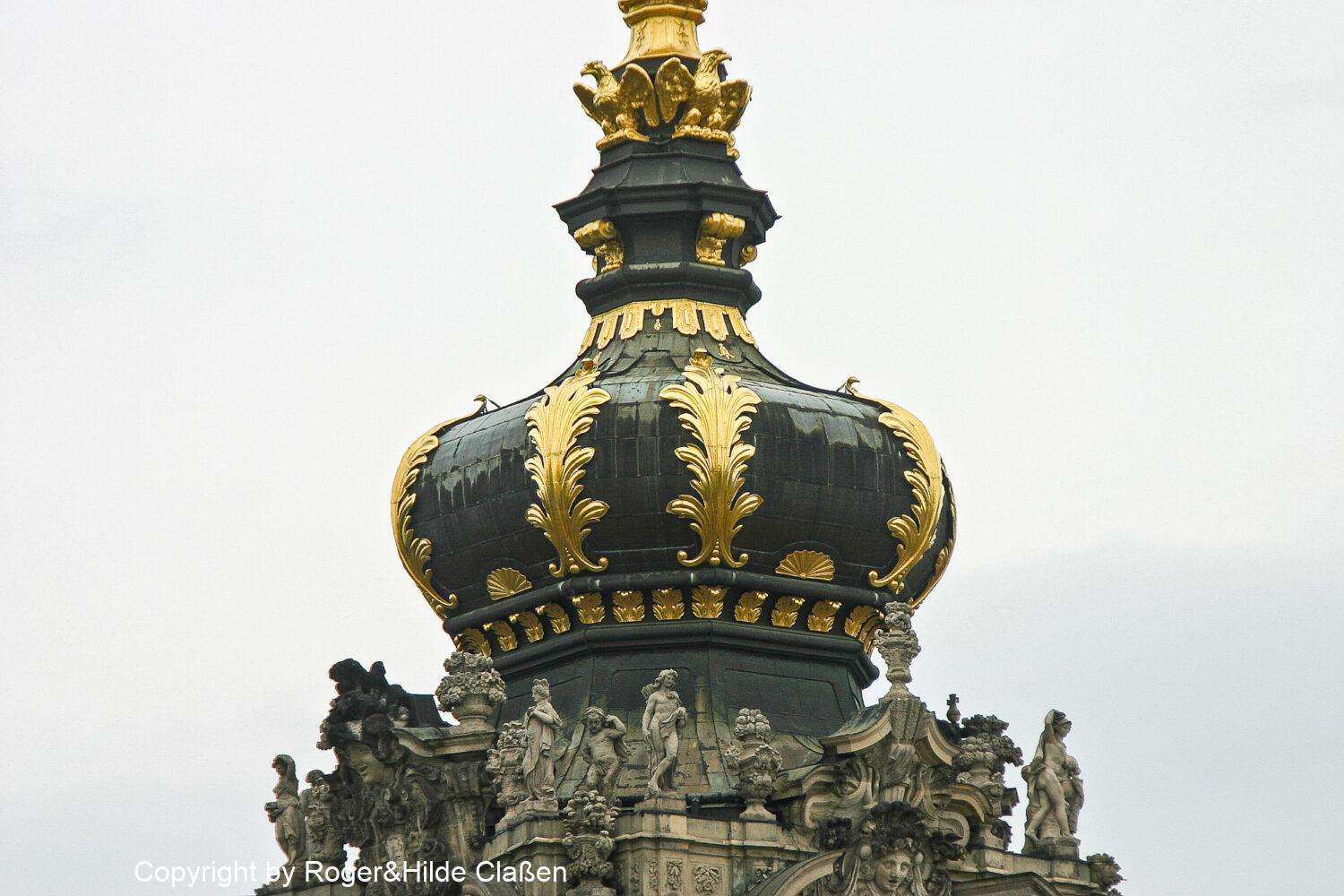 Hochzeitsreise nach Rügen 115 Die Krone auf dem Dresdner Zwinger.