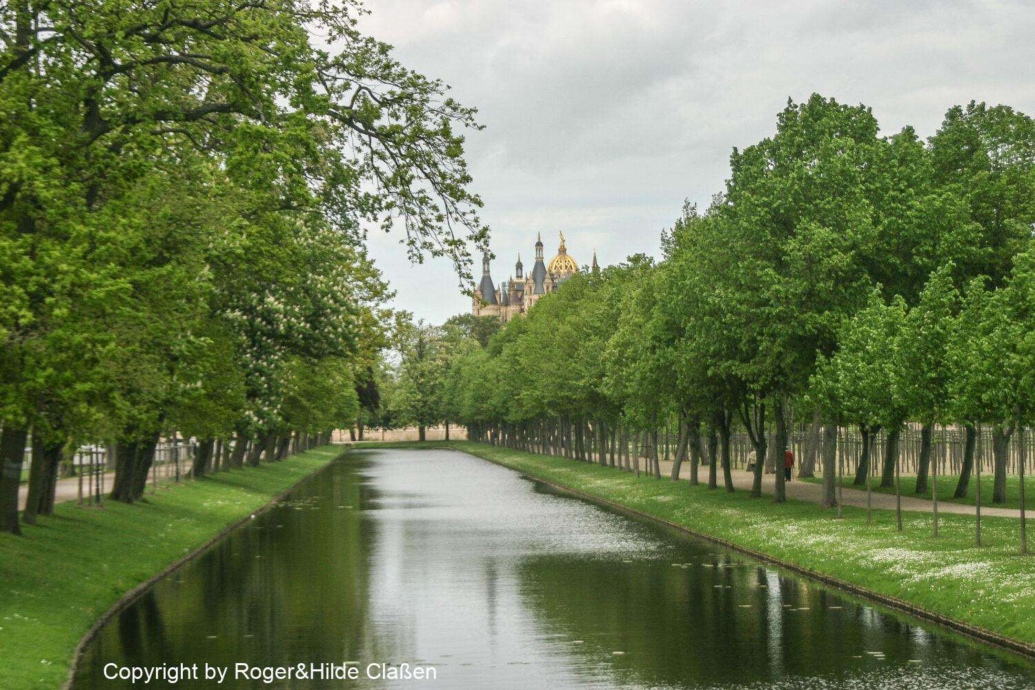 Hochzeitsreise nach Rügen 82 Der Schlosspark am Schweriner Schloss