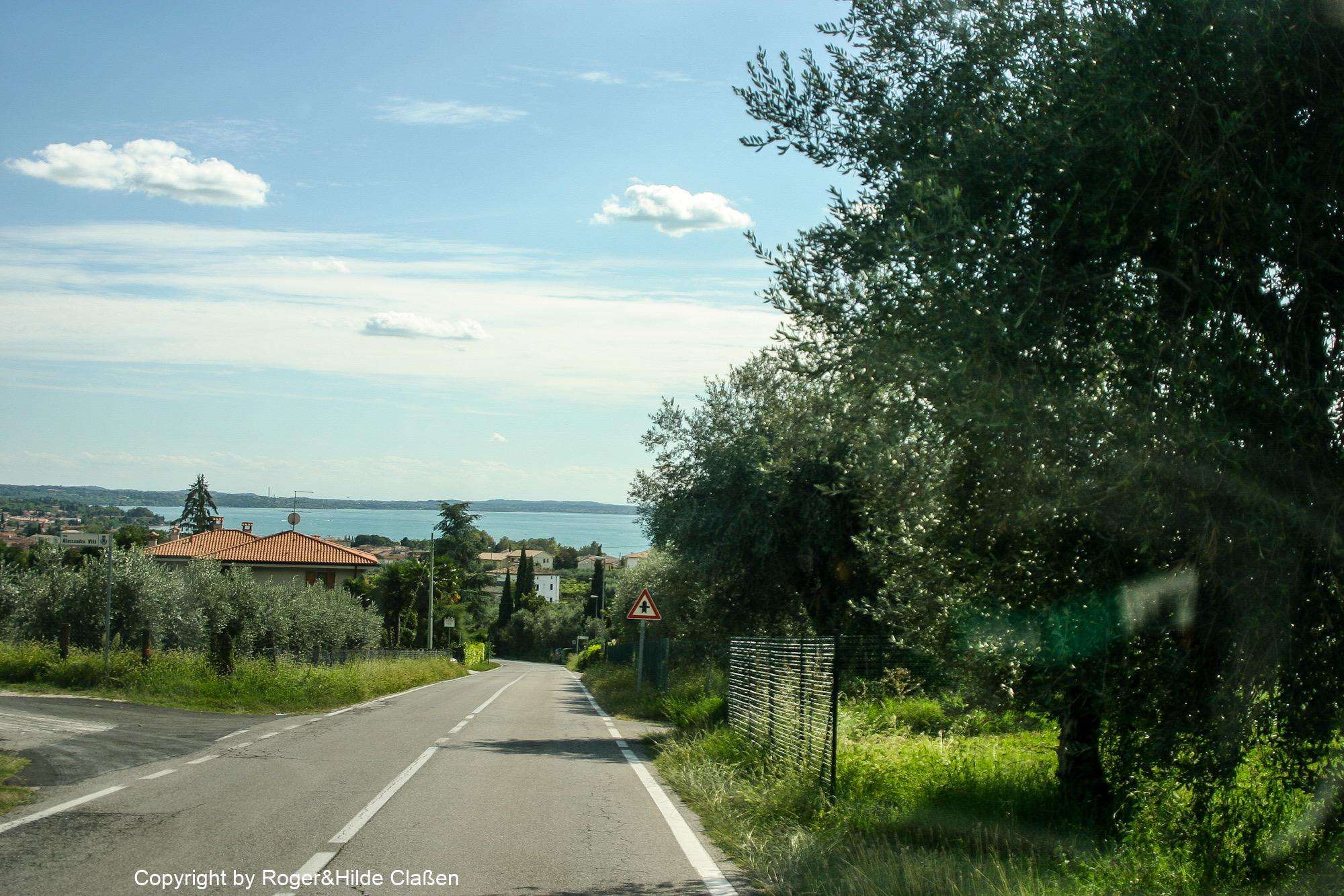 2010. Die Toskana 20 Hurra. Wir sind fast da. Der Gardasee ist schon zu sehen