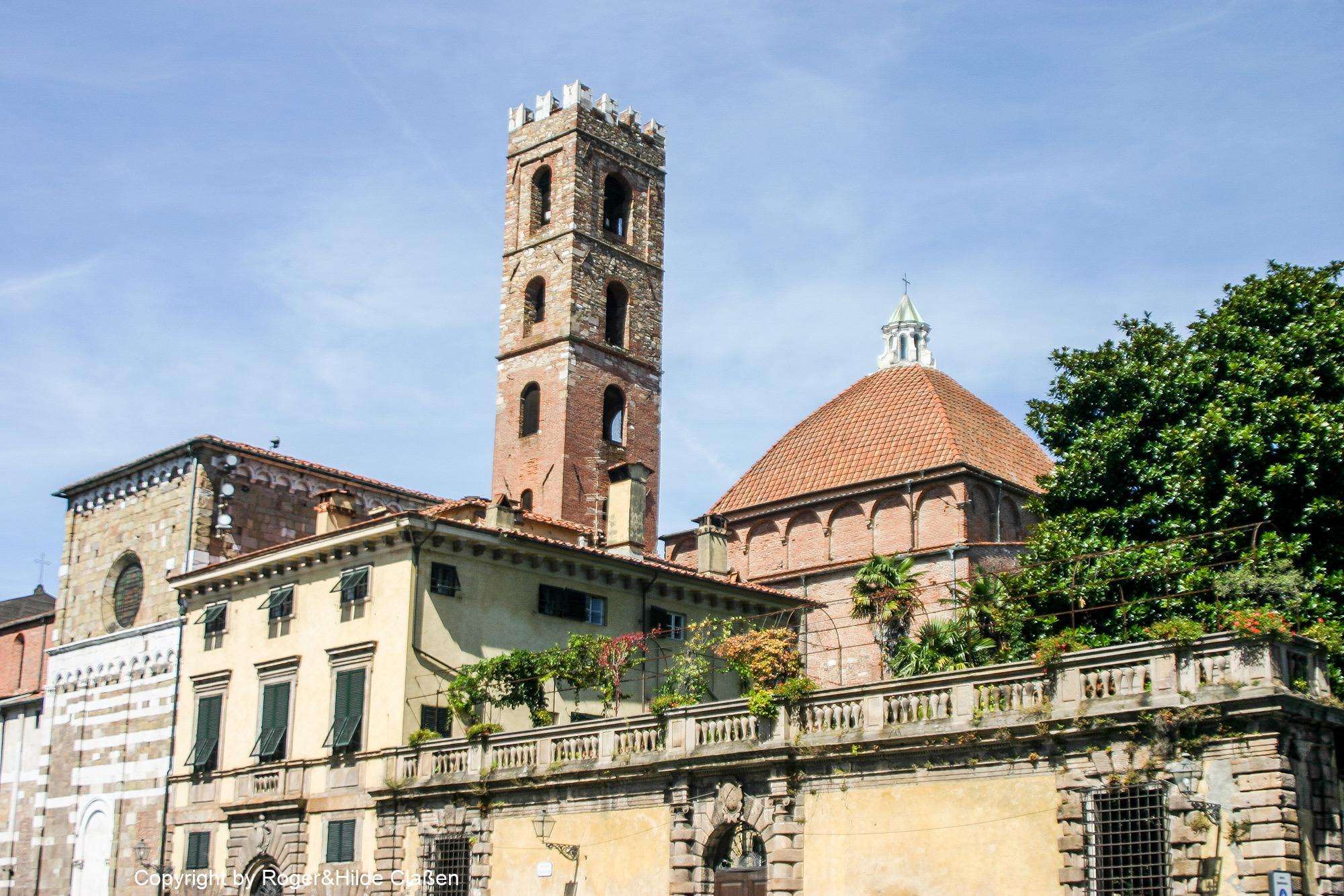 Micheletti Palast auf der Piazza S. Martino in Lucca