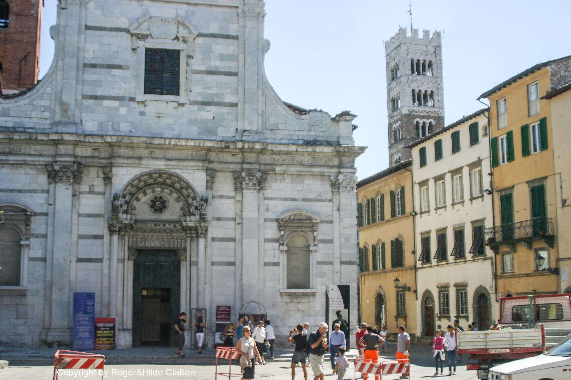 2010. Die Toskana 61 Chiesa dei Santi Giovanni e Reparata an der Piazza San Giovanni. Dort befand sich Anfang des 8.Jahrhunderts der erste Bischofssitz der Diözese.
