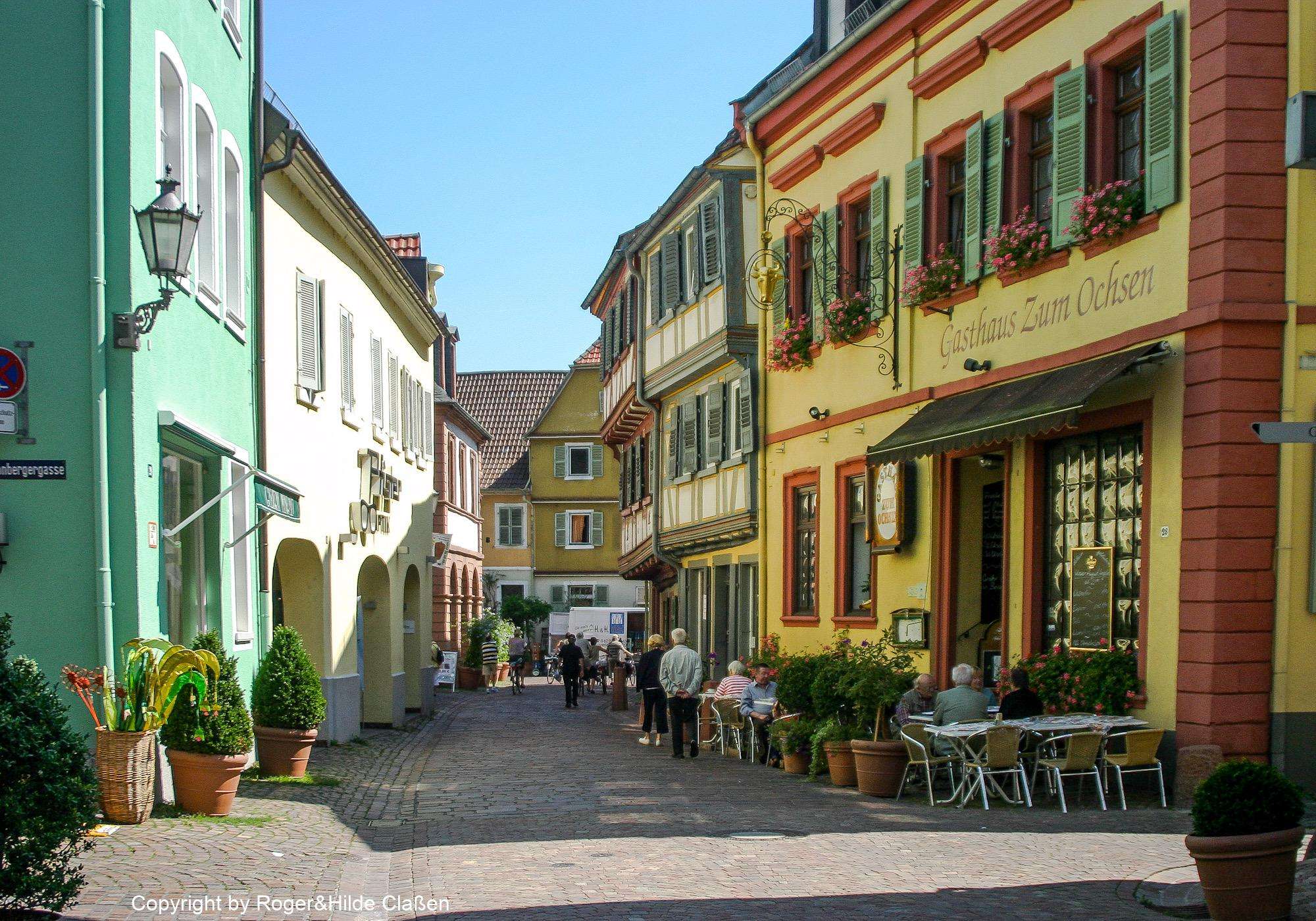 2010. Wochenende in Ladenburg 12 Die Hauptstraße von Ladenburg.