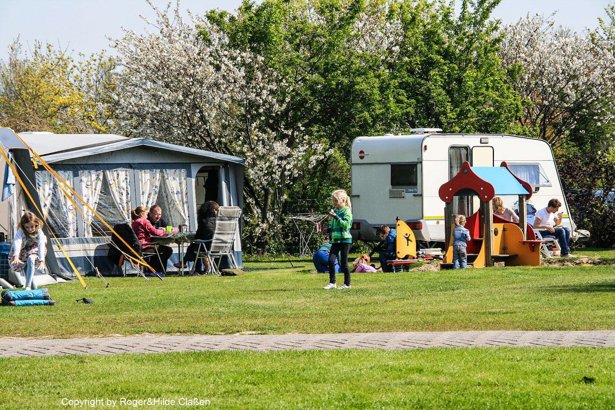Ostern in Tuitjenhorn/Alkmaar 10 Auf dem Campingplatz in Tuitjenhorn